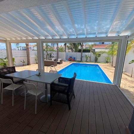 Villa Angel - Exotic Villa 200M From Beach Paralimni Exterior foto
