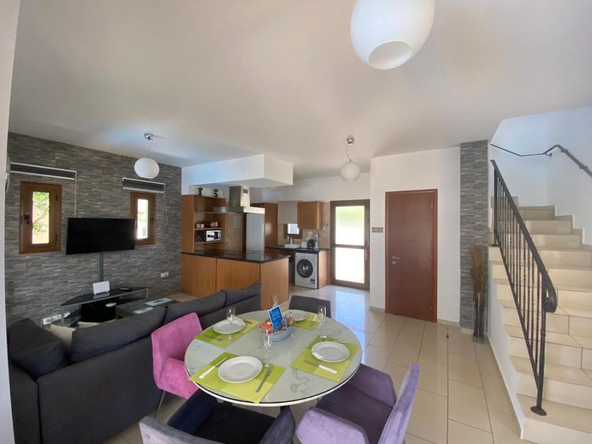 Villa Angel - Exotic Villa 200M From Beach Paralimni Exterior foto