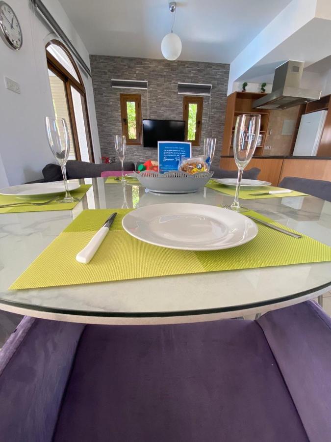 Villa Angel - Exotic Villa 200M From Beach Paralimni Exterior foto